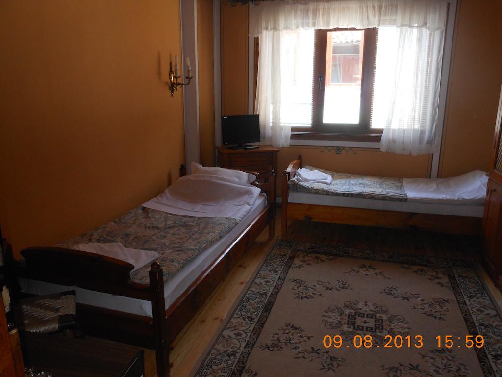 Family Hotel Kalina Koprivshtitsa Bilik gambar